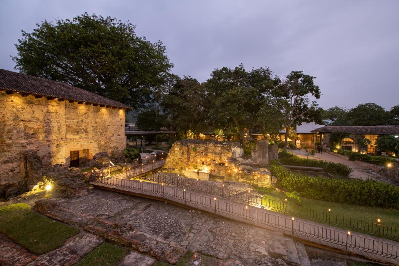 Hotel Museo Spa Casa Santo Domingo Antigua Exteriér fotografie The resort at night
