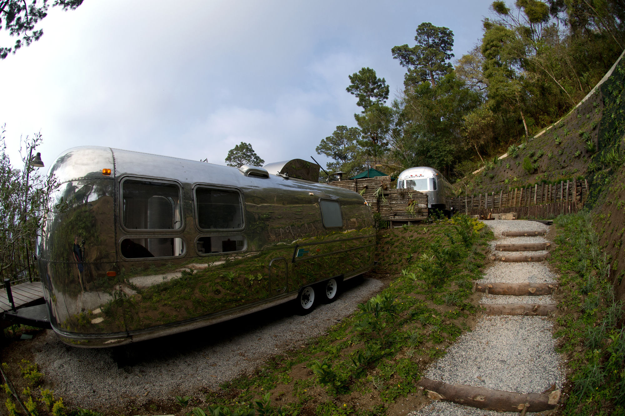 Hotel Museo Spa Casa Santo Domingo Antigua Exteriér fotografie Airstream trailer at the 2008 Monterey Bay Air & Film Festival